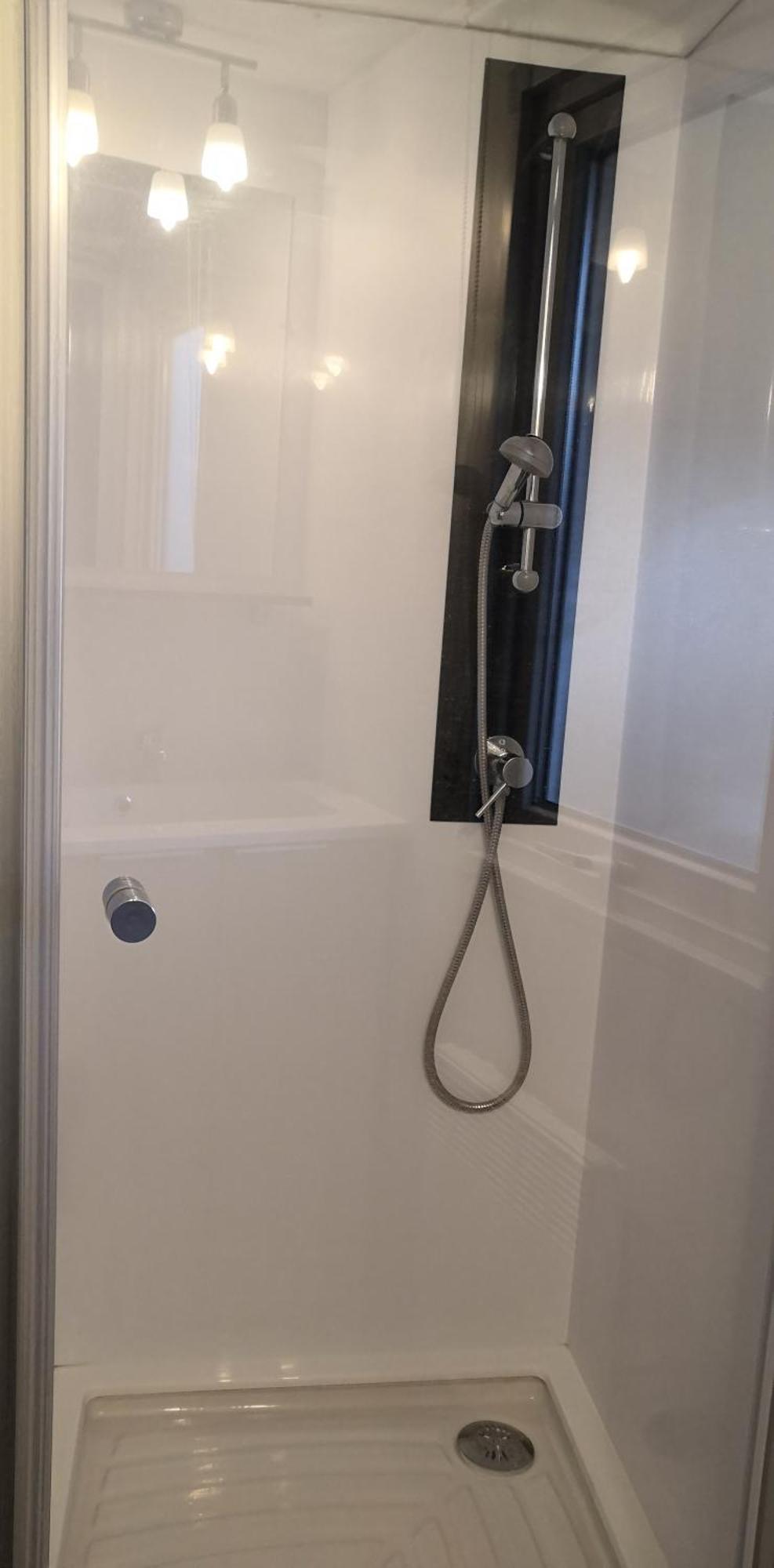 Nosybe37 Hotel Onzain Eksteriør billede